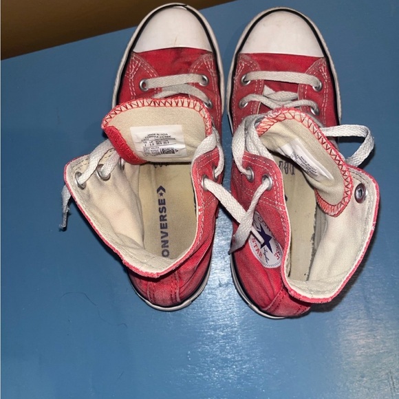 Kids Converse High tops sz 2 - Picture 5 of 6